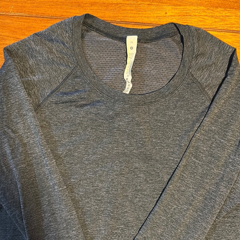 lululemon athletica blue/gray Fitted Long Sleeve